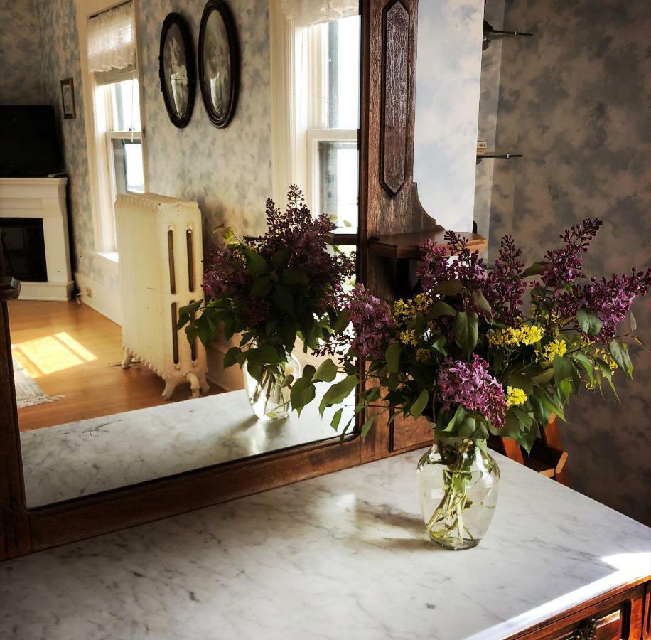 Harbor Hill House Hotel Bayfield Eksteriør billede